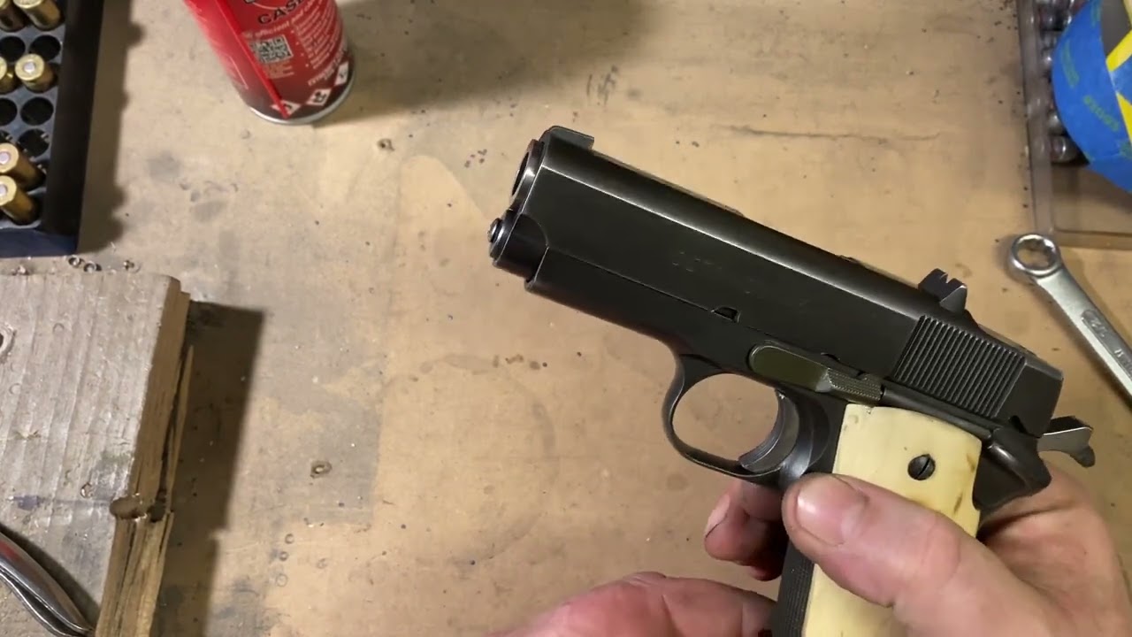 Detonics Combat Master Mk.1 .45 — бластер из прошлого