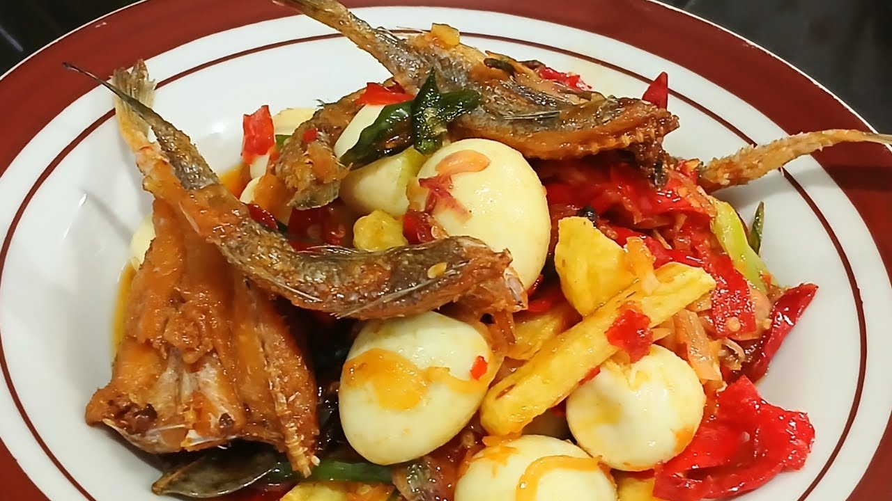 Udah pas banget || ikan asin telur puyuh balado