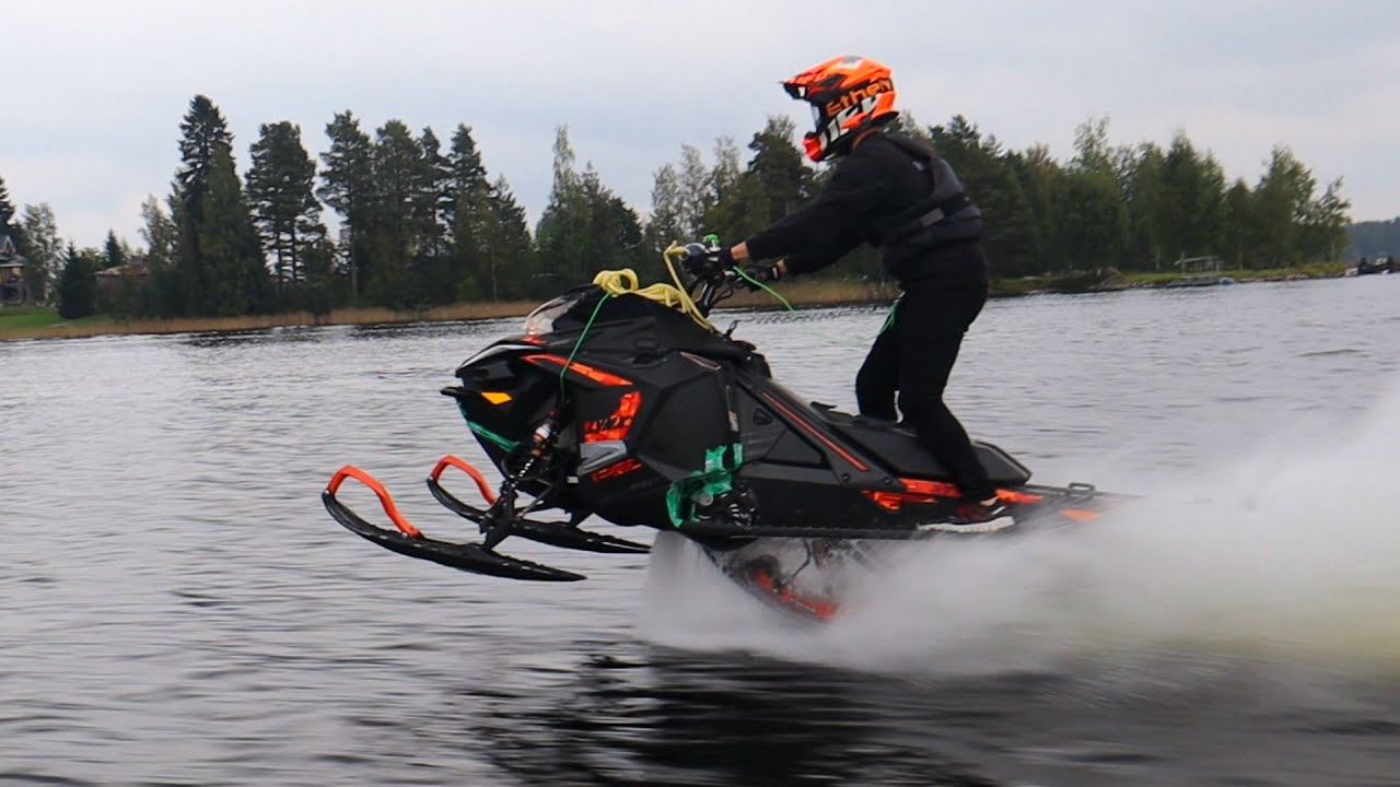 PYSYYKÖ PINNALLA? Watercrossia Moottorikelkalla!