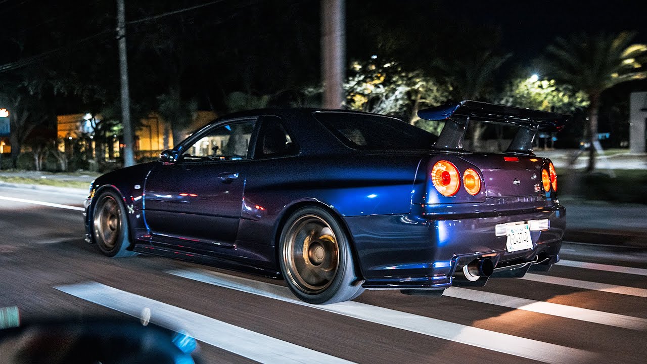 Cruising in the JDM Legends