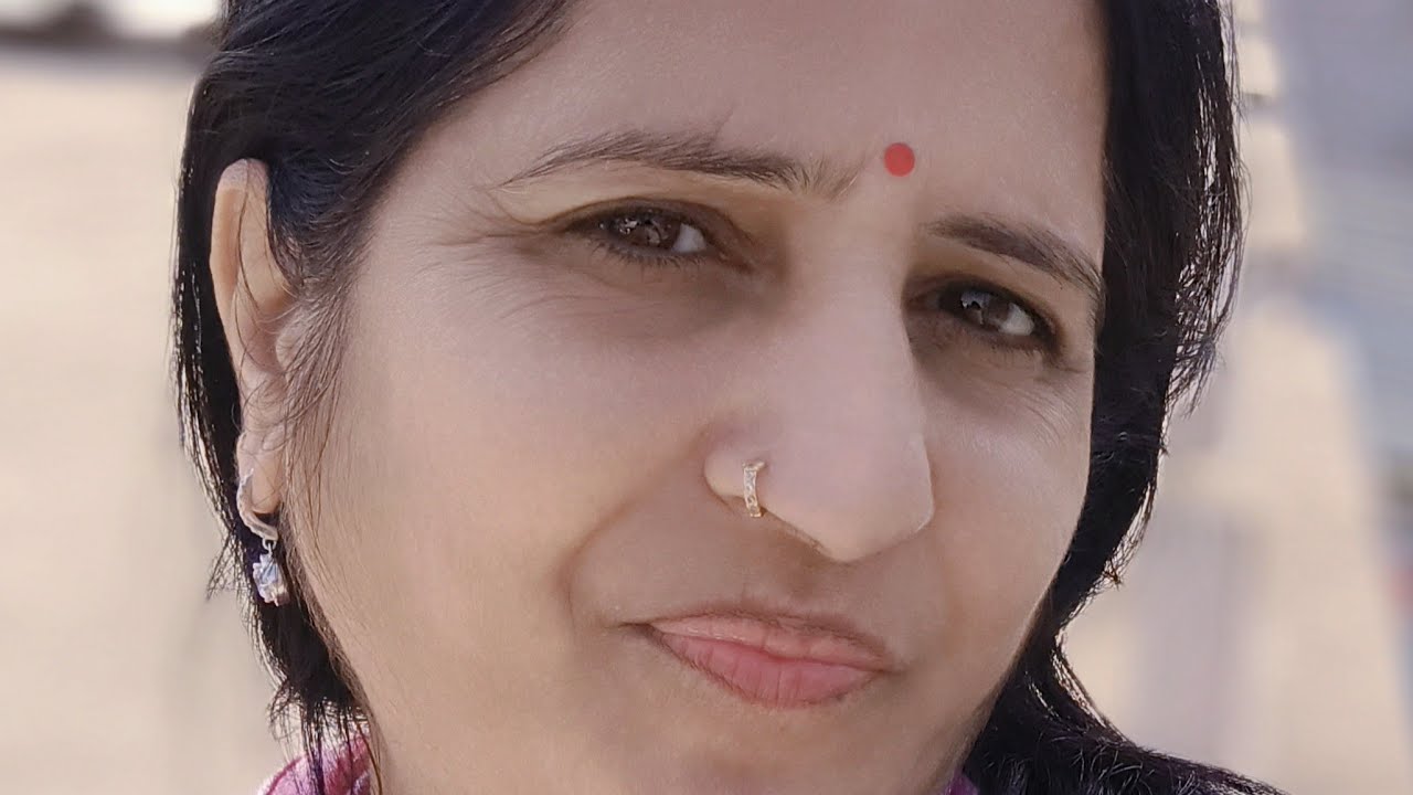 Anita Mewadi is live
