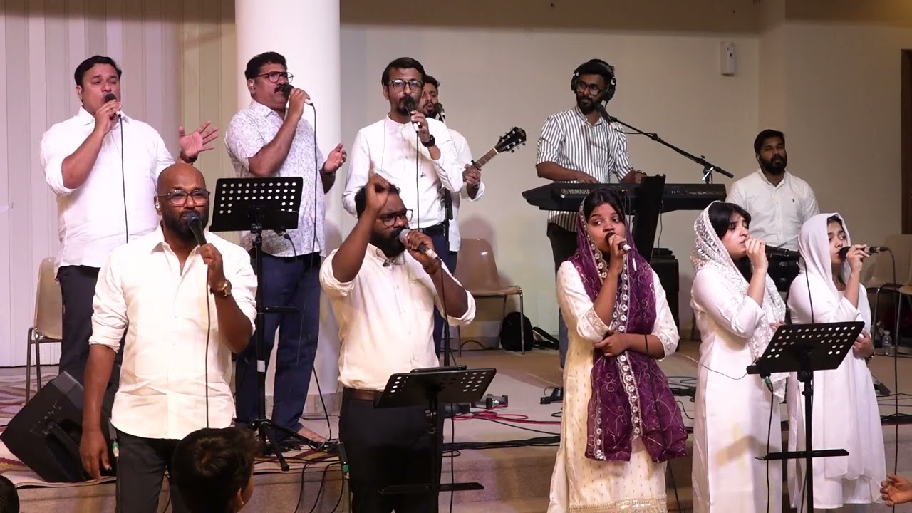 ഓ ദൈവമേ രാജാധിരാജദേവാ * Oh Daivamae * Lyrics Christian Worship Song * Oh Lord my God in Malayalam
