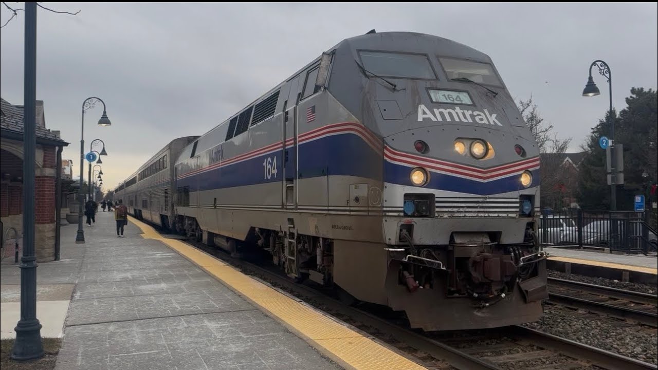 Glenview + Park ridge Railfanning FT. Hornshow from amtrak 164 and more. 12/20/25
