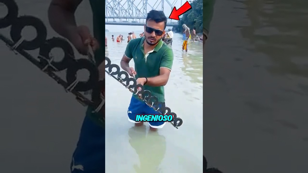Este ni&ntilde;o descubri&oacute; un truco con imanes para recolectar monedas en la playa |  #prime