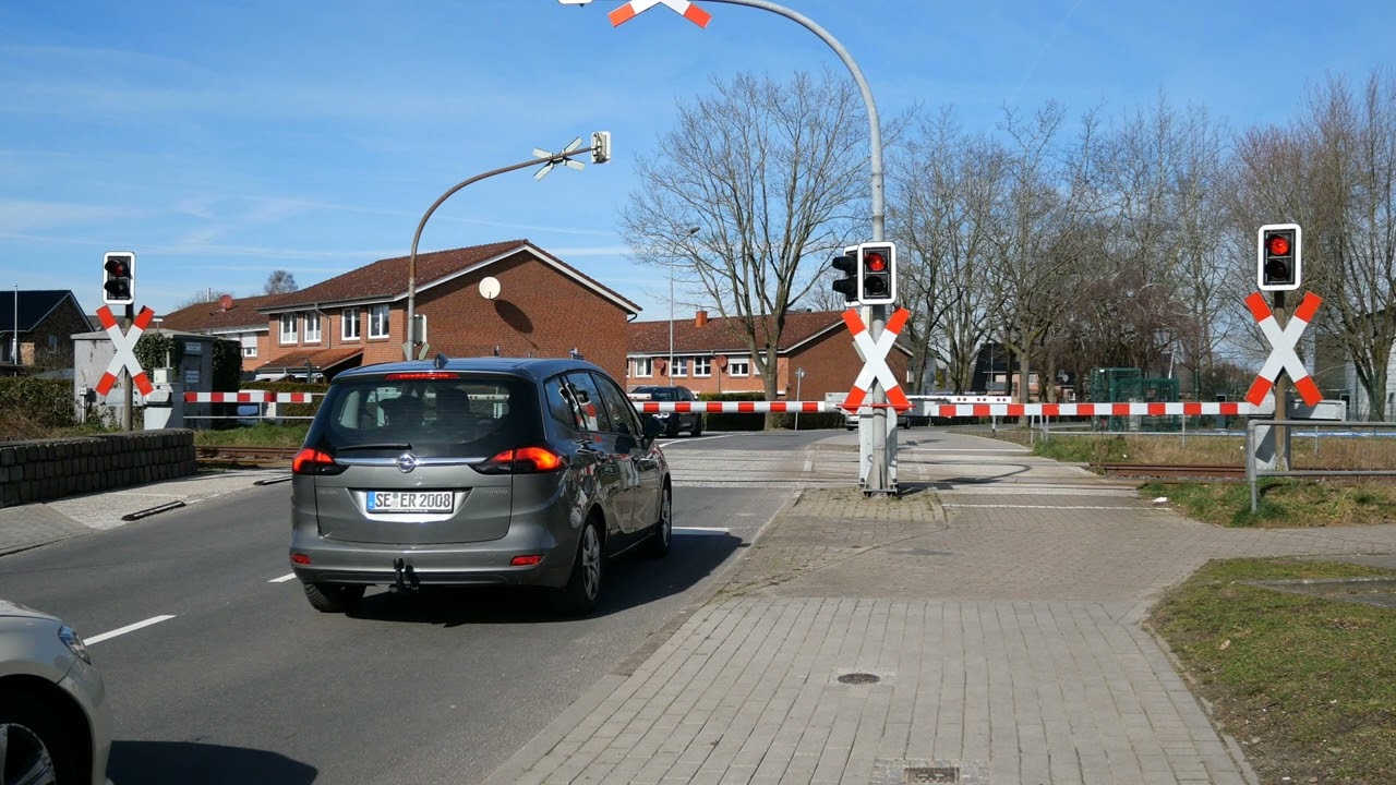 Bahnübergang in Alveslohe