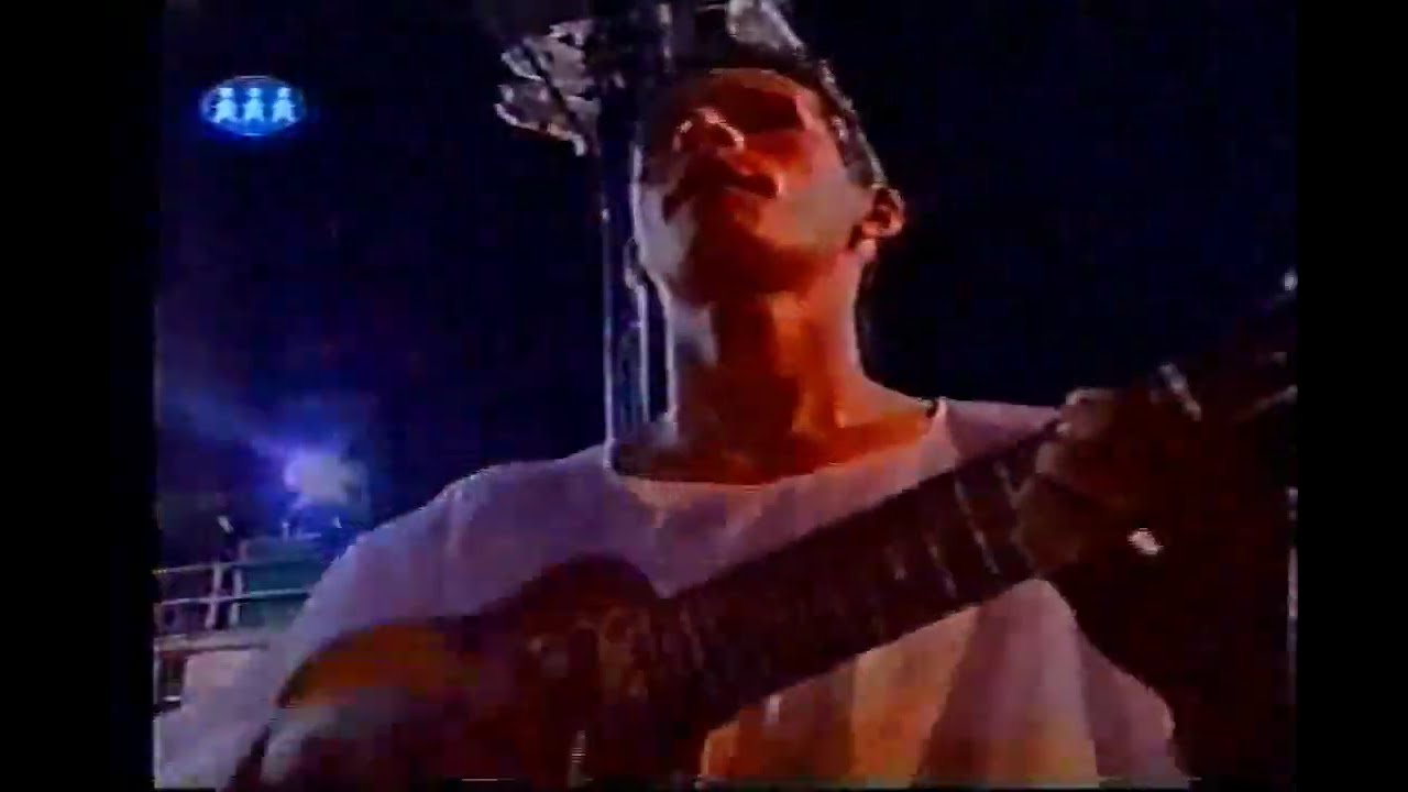 Boi Bumbá Caprichoso - A Terra é Azul (Medley 2000)