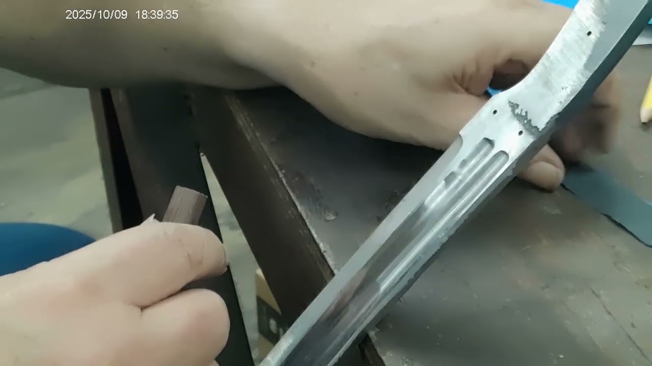 Custom Knifemaking: Cleaning Up Fullers By Hand