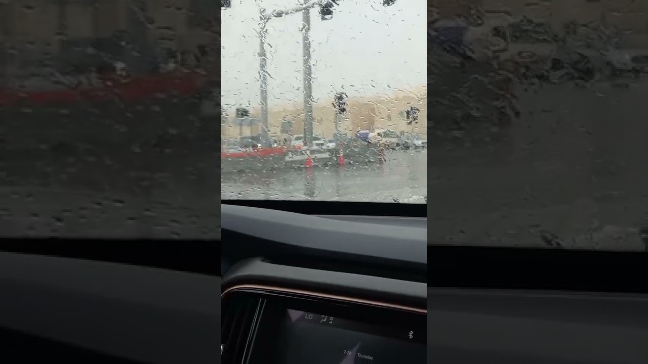 Raining it's Raining | rain in qatar | wonderful rainy day #qatar #summerrain #rainyday