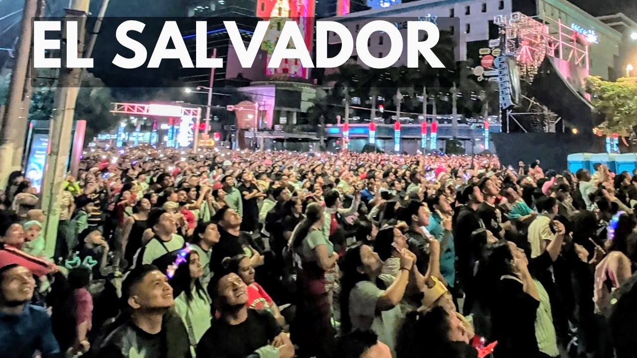 Inauguración del arbol salvador del mundo
