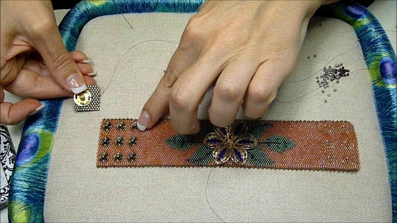 Peyote with Dress Snaps Video
