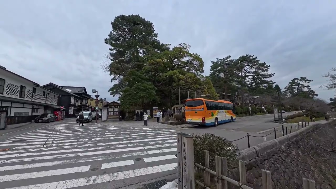 Walking in Kenroku-en 4K, Kanazawa, Japan (兼六園)