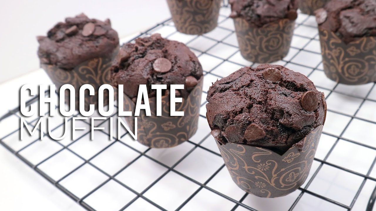MUFFIN COKLAT DENGAN TABURAN CHOCO CHIPS // CHOCOLATE MUFFIN
