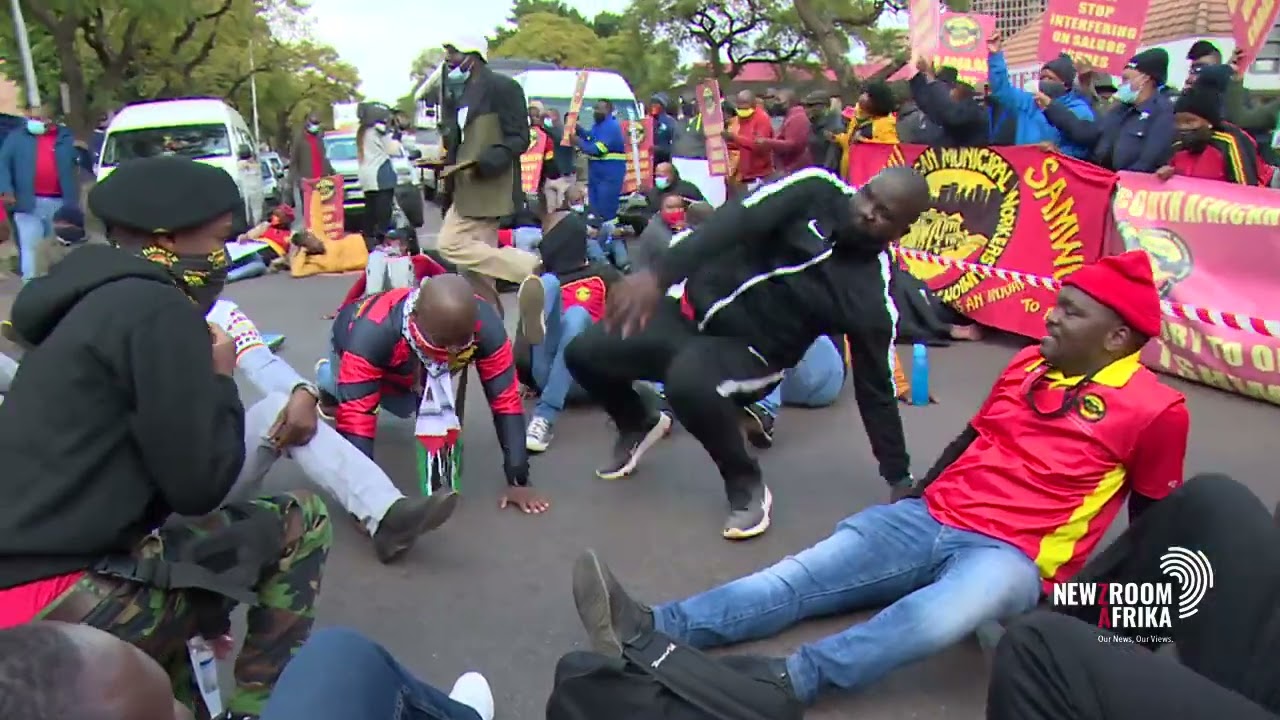 Samwu rejects 3.75% wage hike, demands 8%
