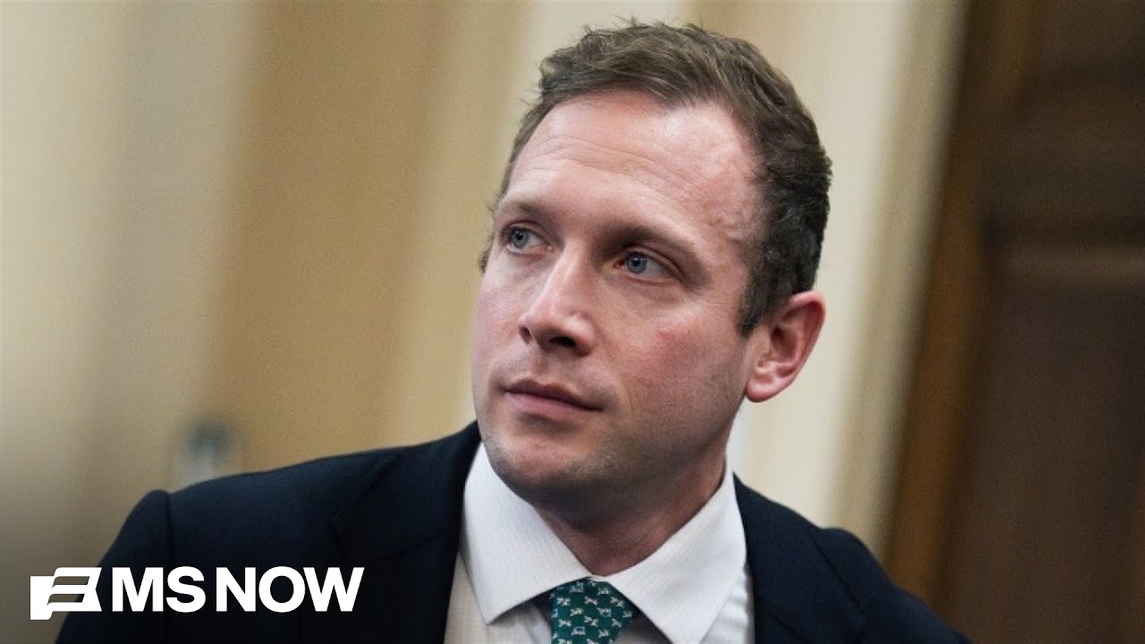 Pointed gun to head, threw hot water&ndash; Ex-wife says GOP Rep. abused her and 2-year-old daughter