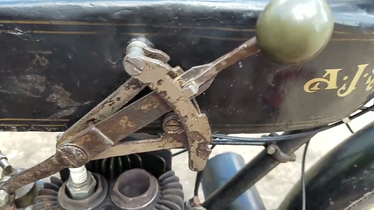 1926 AJS G5 SV 350cc at Andy Tiernans #08563AJS