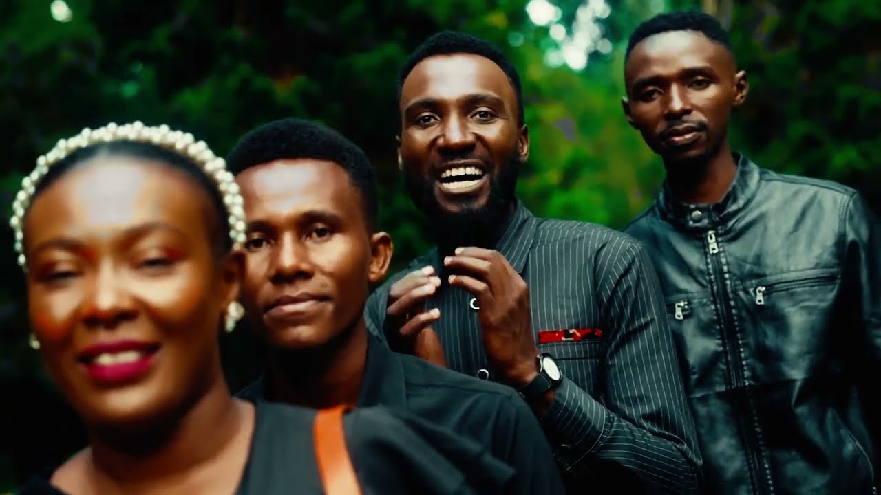 YAHWEH, Mungu Wa Mapendo - Douglas Maraga (Official Video) - (sms 