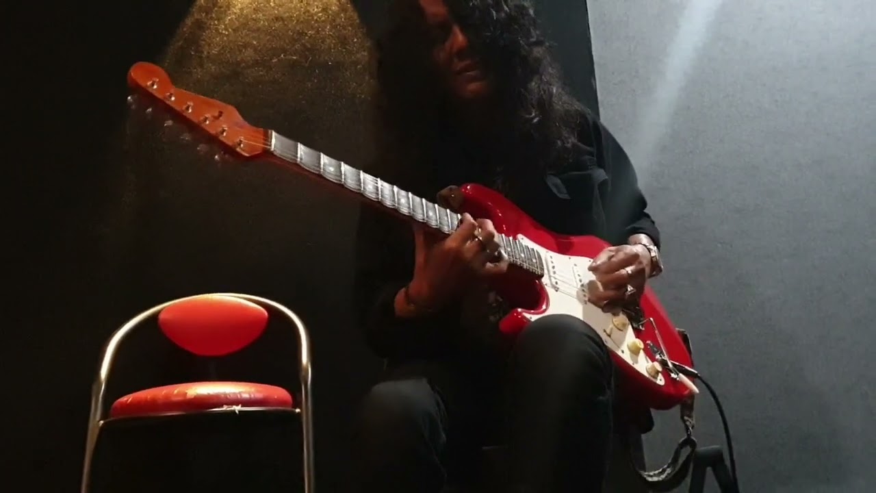 Kekasih Awal dan Akhir Solo by Man Keedal