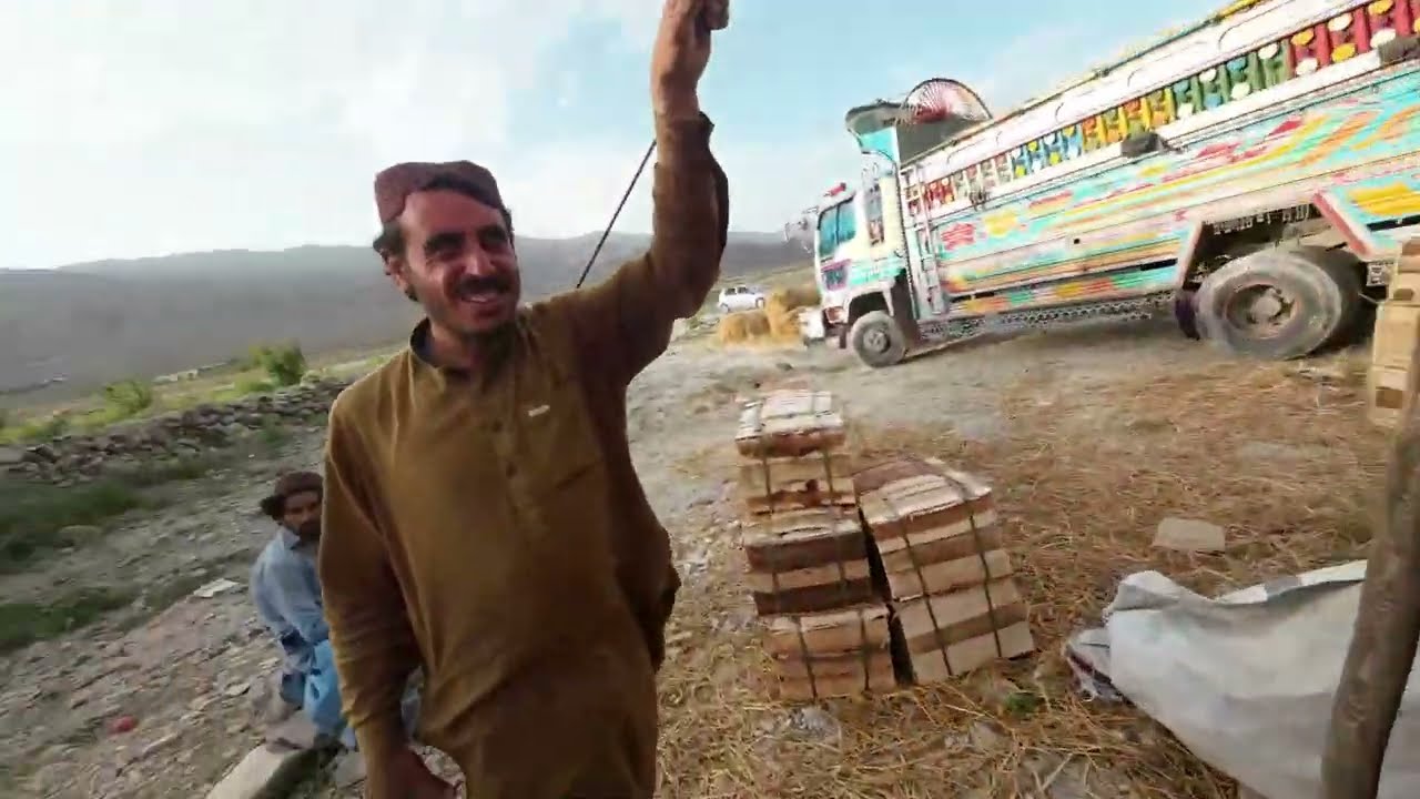 Ragha Bakalzai kay saib kay baghoun ki sair 1