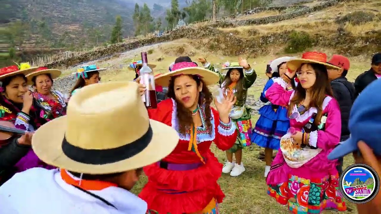 LOS GENIALES DEL FOLKLOR Y LILIANA SANCHES