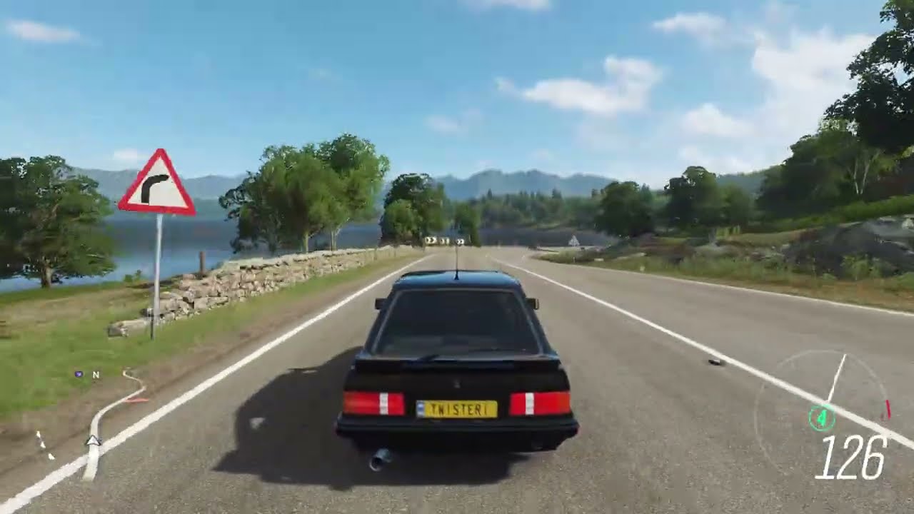 Corrida livre Ford Escort RS Turbo 1986 Forza Horizon 4