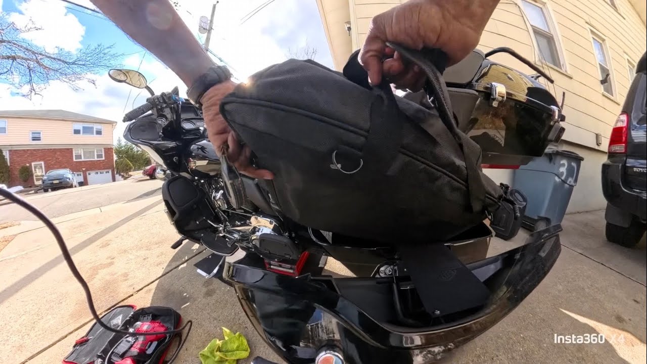 Harley Touring Saddlebag Top 10 Most Needed ITEMS Every Rider Should Carry / Tips & Tricks / How To