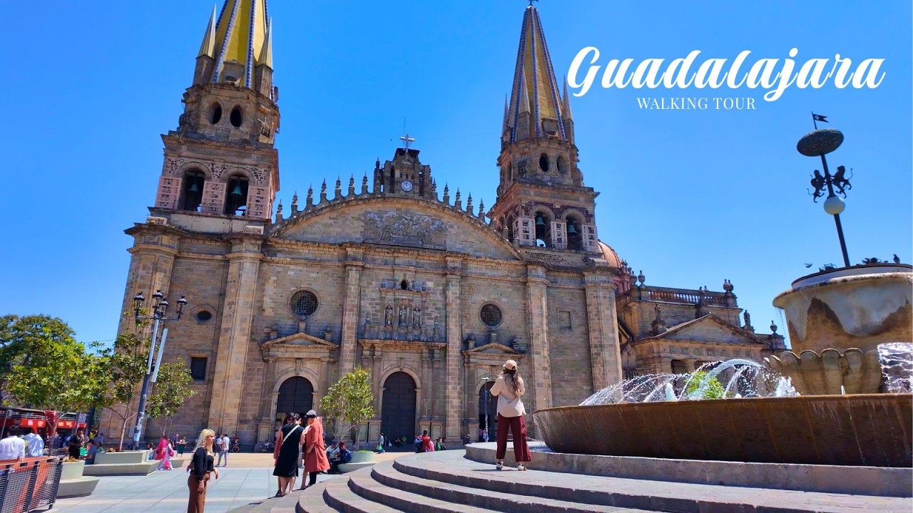 4K 🇲🇽 Guadalajara Mexico Walking Tour | ☀️ Sunny Walk Through the Historic Center [Captions]