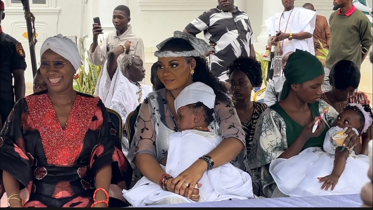 OLORI ADERONKE & OLORI TOBILOBA AT SPECIAL PRAYER SESSION FOR OONI OF IFE TWINS AT OLOJO FESTIVAL 