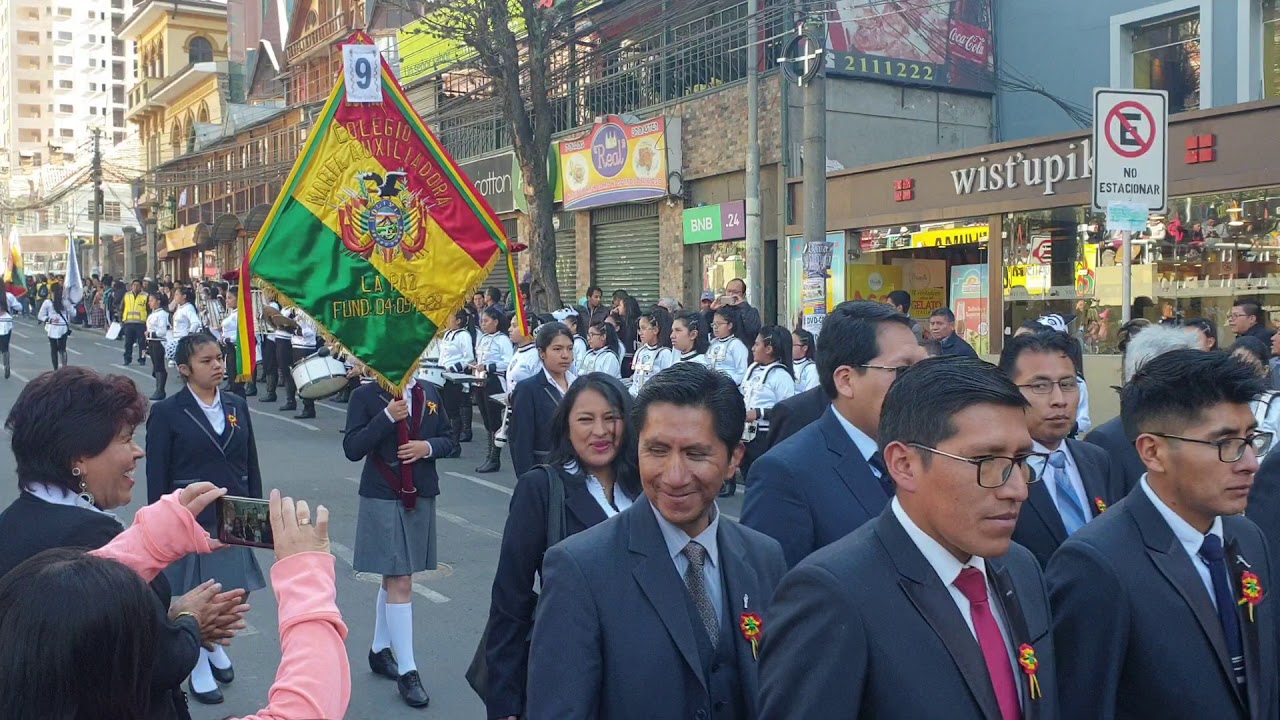 Desfile 6 de Agosto Cotahuma: Colegio Maria Auxiliadora