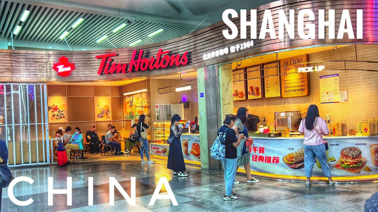 Walking Shanghai Hongqiao Railway Station - One of the Most Important Stations in Shanghai 4K HDR