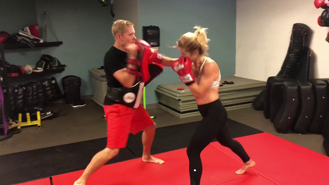 Throwin’ down w/ Emily Bett Rickards & Lindsay Morgan
