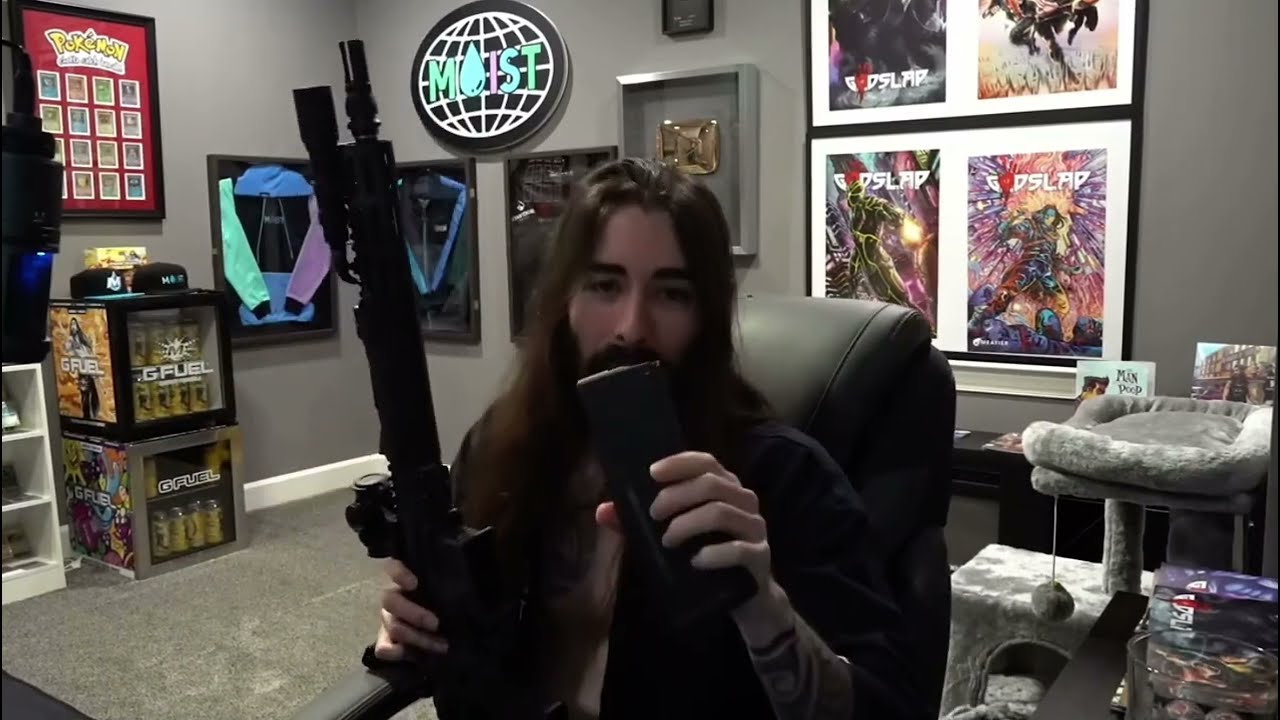 Penguinz0/MoistCr1TiKaL Sneako Response &ldquo;These are mags&rdquo;