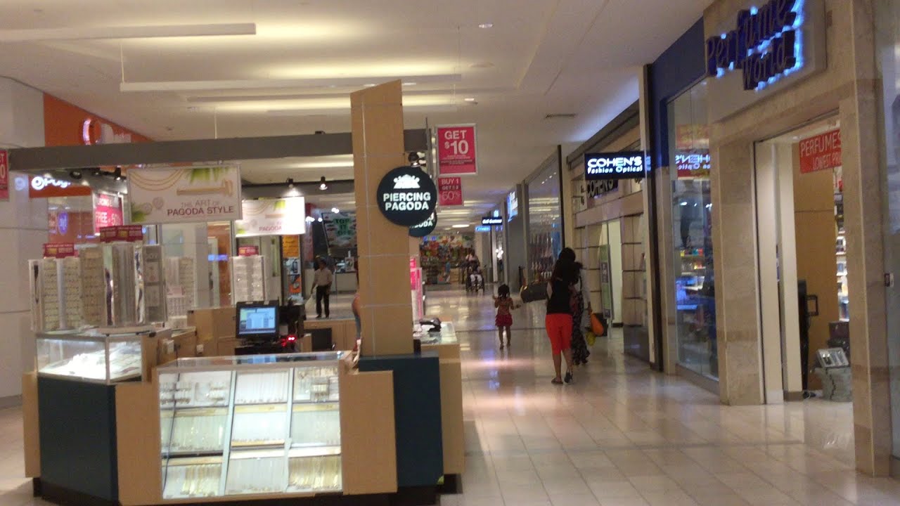 MALL TOUR 2016 : Westfield Trumbull Mall (Trumbull, CT)