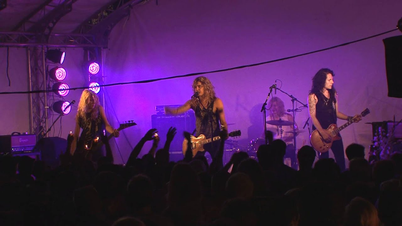 06. Santa Cruz - Don't Cry (Guns N' Roses) - 29.7.2011 Live at Savonlinna HD