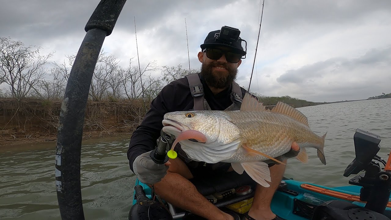 Afternoon Fishing For Redfish at The Arroyo (BFS/Ultralight Set Up) l South Texas Kayak Fishing