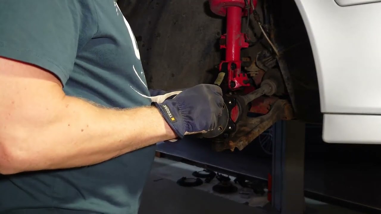 SAAB 9-5 Front hub disassemble │Tobe Tinkering