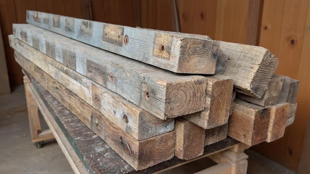THEY WON'T BELIEVE IT'S PALLET WOOD! Building Massive High-End Furniture From Scraps
