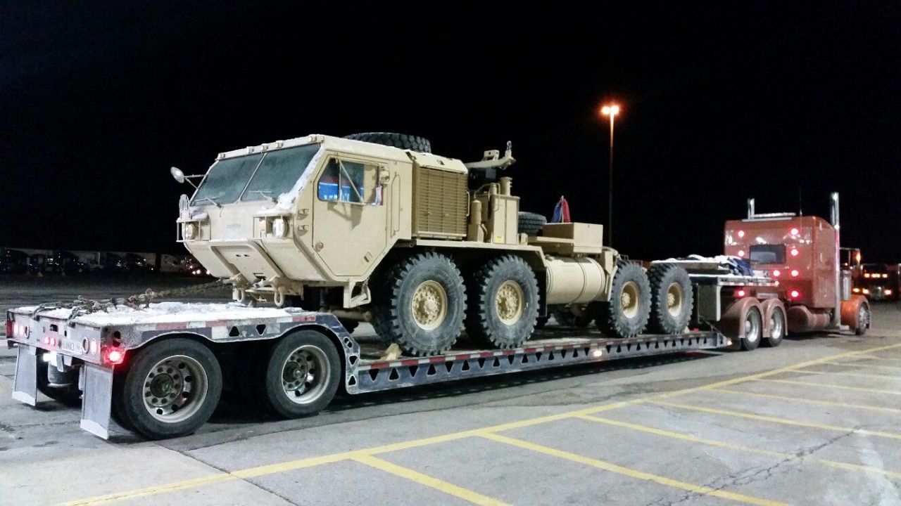 Дальнобой Америка. Тест драйв батюшкиного Kenwoth W900. вeзу военную технику.