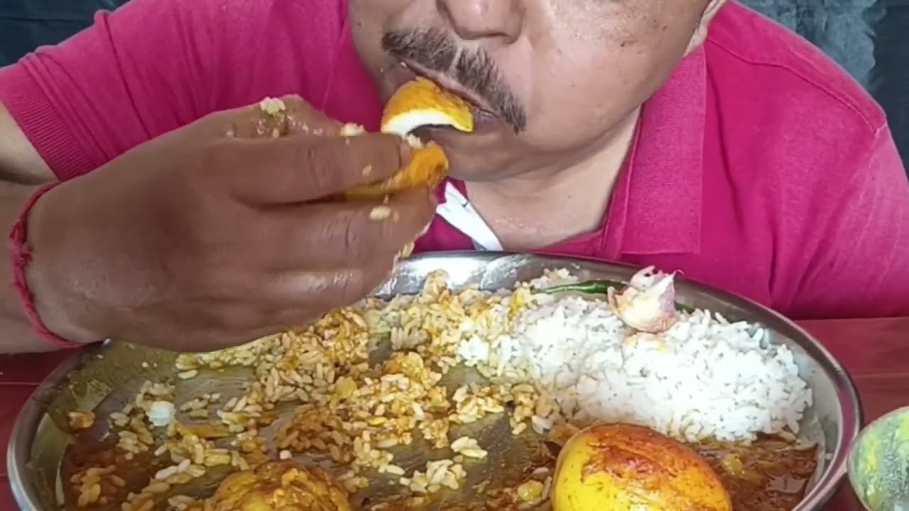 Bigbites 😋 Eating Dal Chawal Spicy Chicken Curry