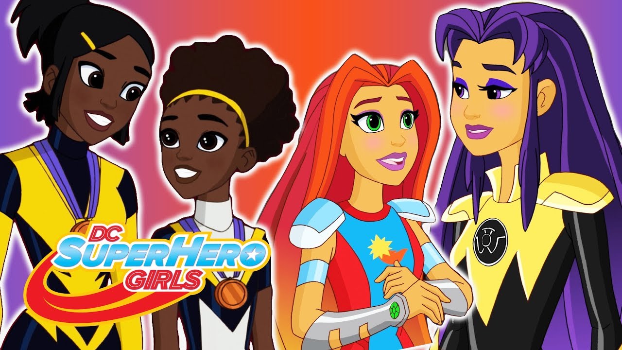 Súper Hermanos y Hermanas | DC Super Hero Girls en Español