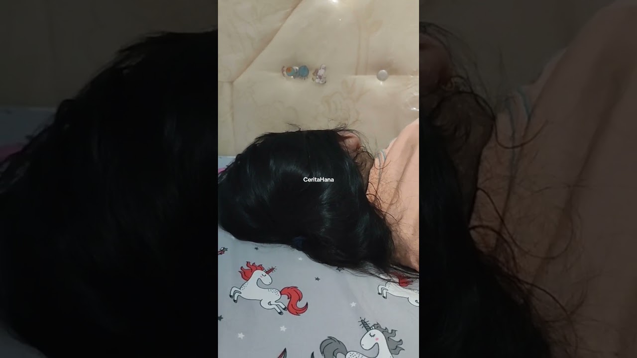 masih ngantuk, belum selesai bangun katanya 😄