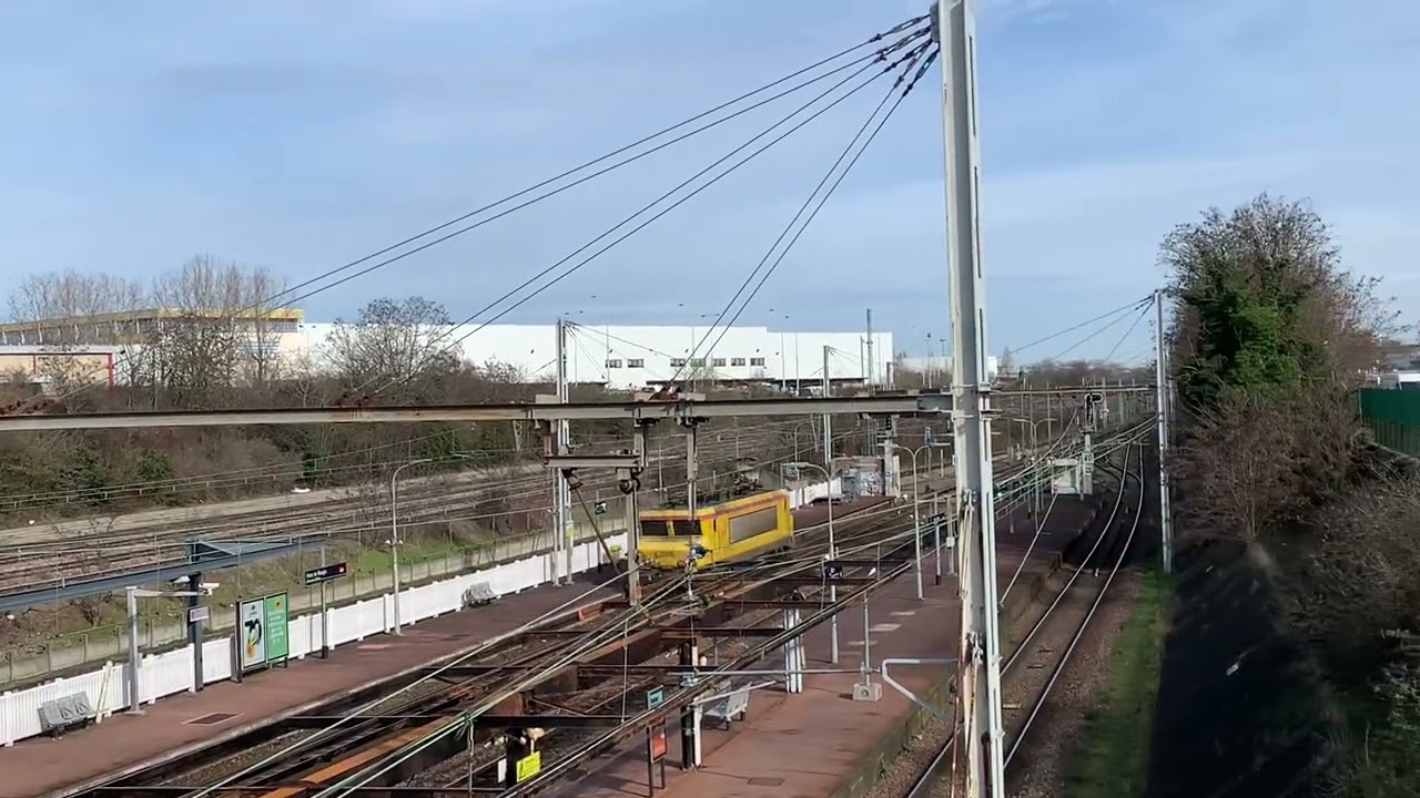 BB22000 qui spawn en gare de Thiais Orly Pont de Rungis
