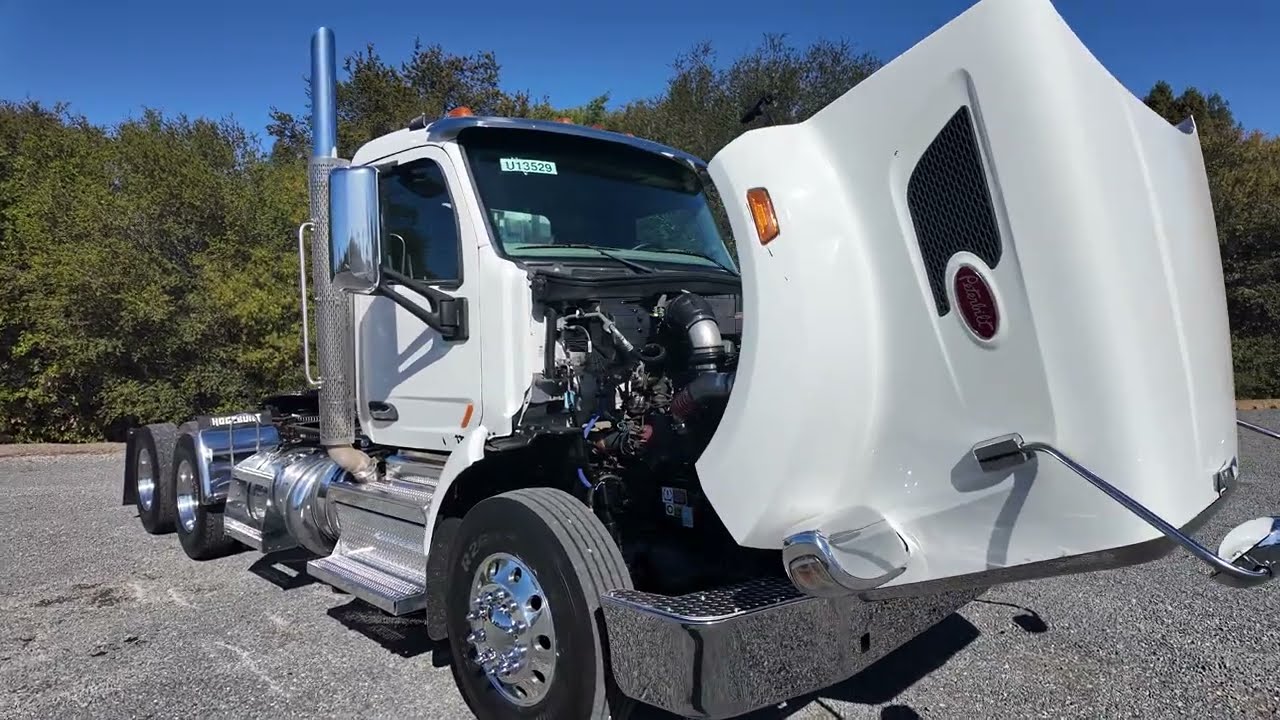 2019 Peterbilt 567 3 Axle Tractor-U13529
