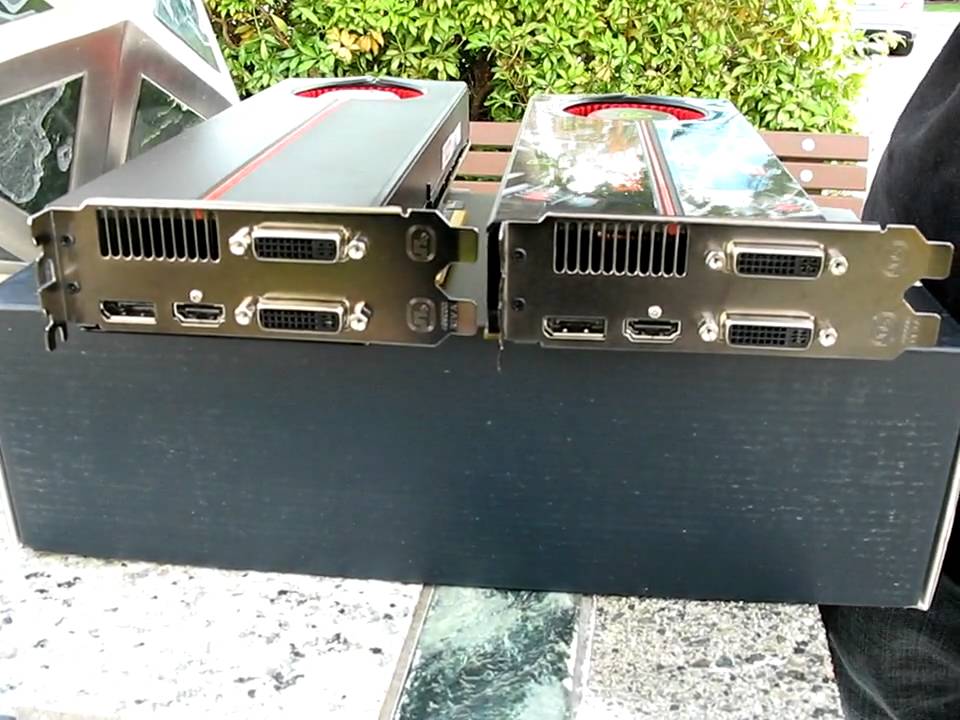 Radeon HD 5870 vs 5850 Length Specs Comparsion Linus Tech Tips