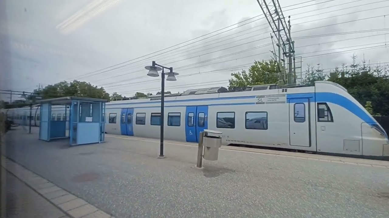 Pendeltåg Från Stockholm Odenplan Till Uppsala C
