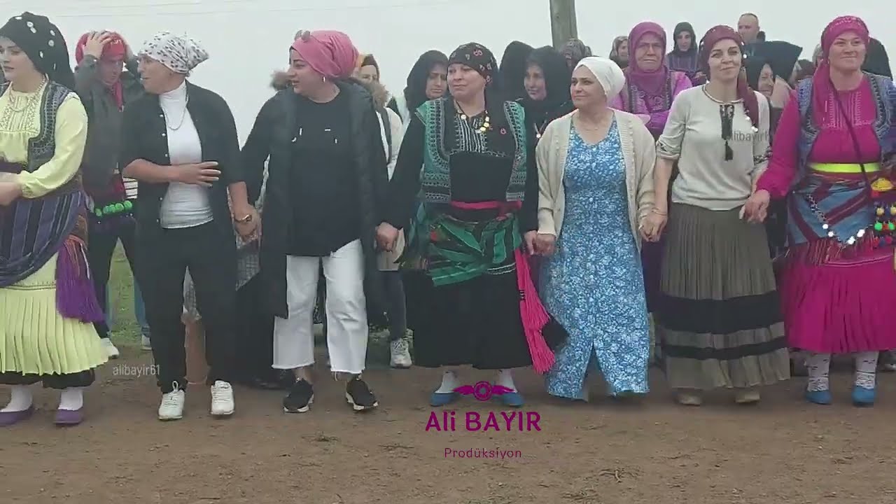 Kadın Erkek Akçaabat Horonu Davul Zurna Erikli Festivali 2025