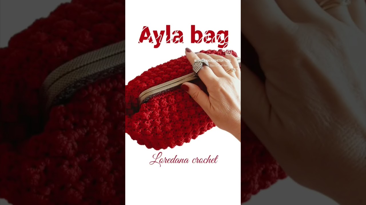 Borsa da cerimonia Ayla bag realizzata all'uncinetto a punto mezza nocciolina #borsauncinetto