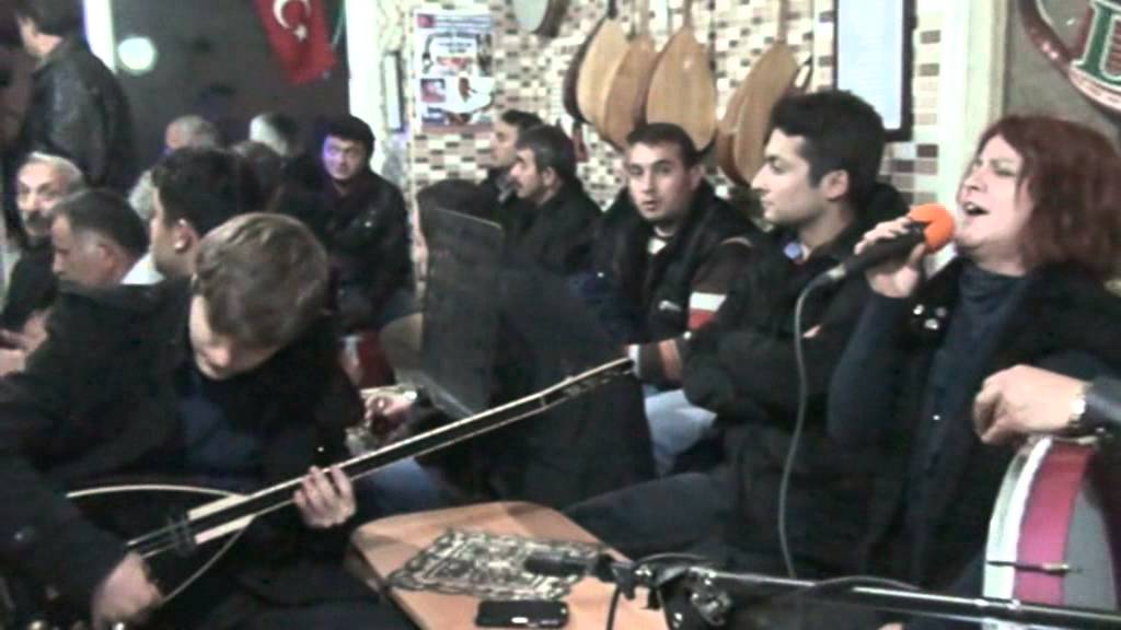 Bursa - Aşağı Yoldan Çıktı Bayrağın Ucu-Emel Örgün