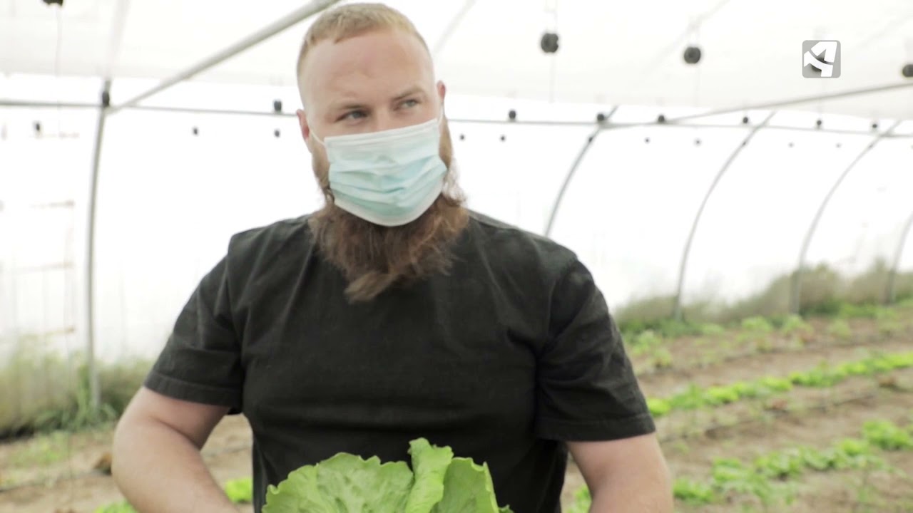 Javier Sopesens, agricultor profesional