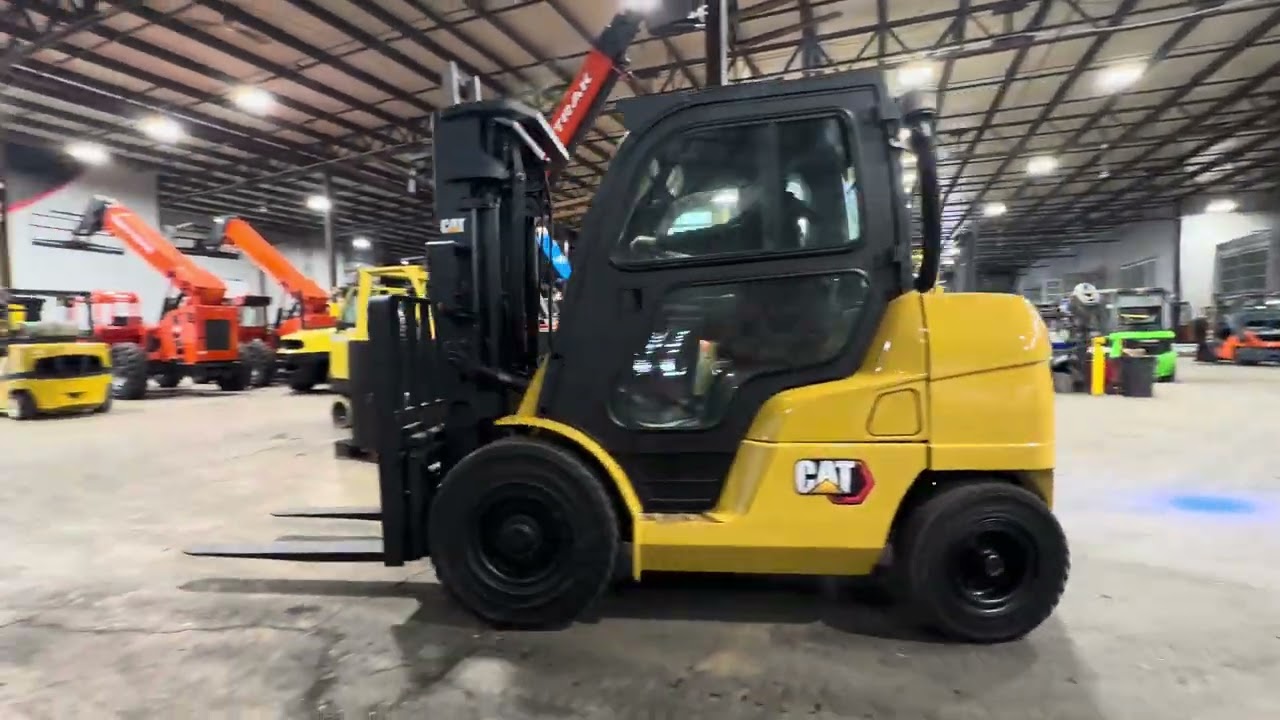 18’ CAT DP40N (Beverly) final