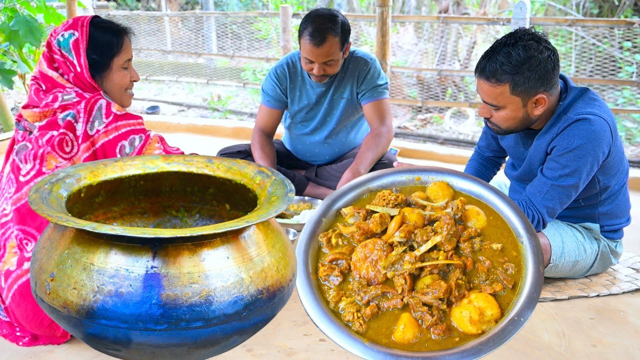কাঁচা লঙ্কায় সেরা স্বাদের কচি পাঠার মাংস রান্না | Bengali style Kochi Pathar Mangsho | villfood